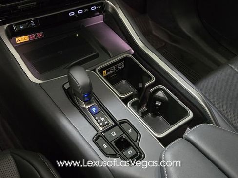 New 2026 Lexus TX 500h AWD image 21