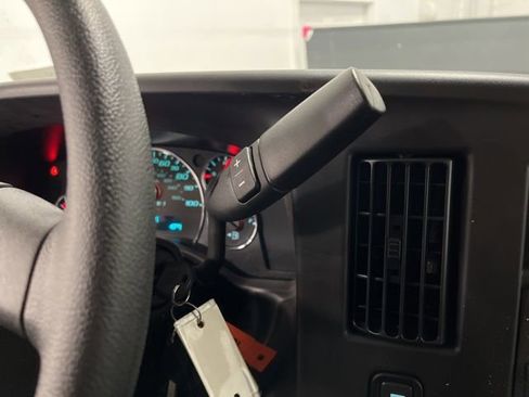 New 2025 Chevrolet Express 3500 Work Van w/ Power Convenience Package image 31