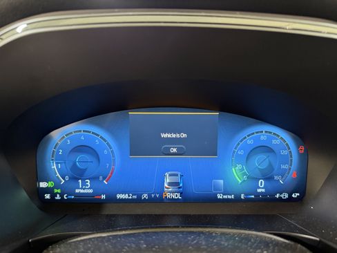 Used 2024 Ford Escape Platinum w/ Premium Technology Package image 17