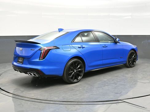 New 2025 Cadillac CT4 V w/ LPO, ONYX Package image 7