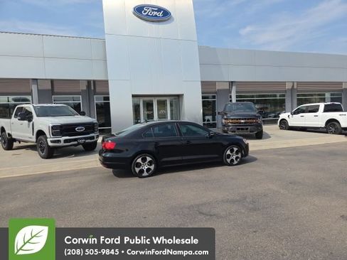 Used 2014 Volkswagen Jetta SE FWD image 6