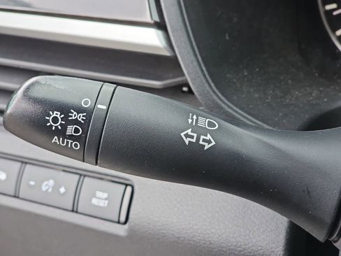 Used 2024 Nissan Altima 2.5 SR w/ SR Premium Package image 29