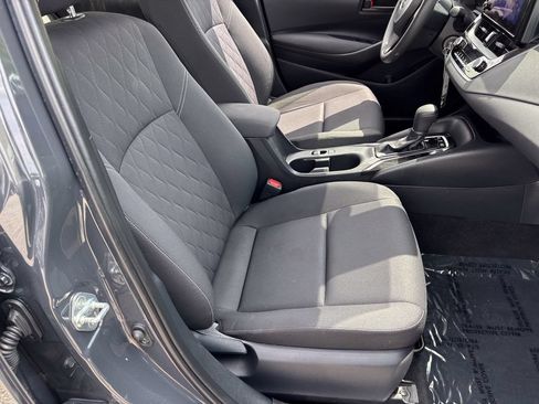 Certified 2024 Toyota Corolla LE FWD image 32