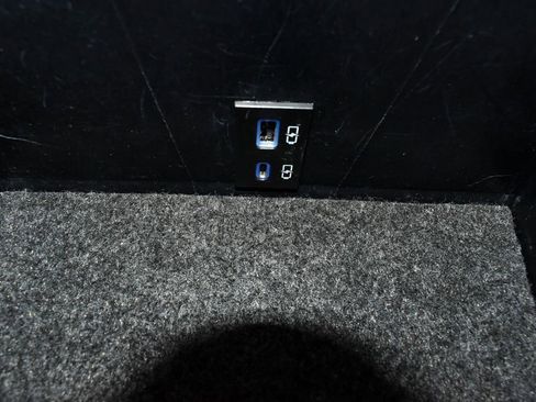 Used 2021 Toyota Tacoma SR5 image 36