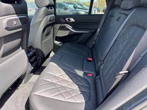 New 2026 BMW X5 xDrive40i w/ M Sport Package AWD/4WD image 31