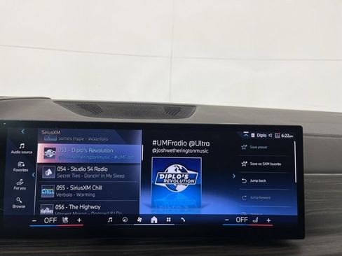 Used 2024 BMW X5 xDrive40i w/ Premium Package image 15