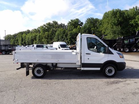 Used 2019 Ford Transit 250 138 RWD image 9