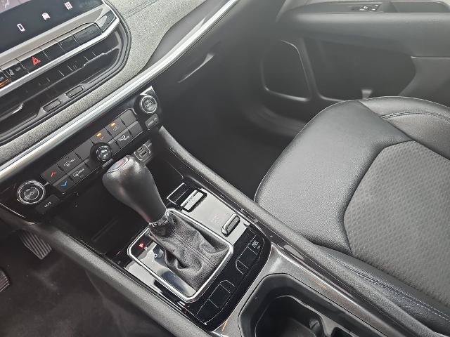 Used 2024 Jeep Compass Latitude AWD/4WD image 22