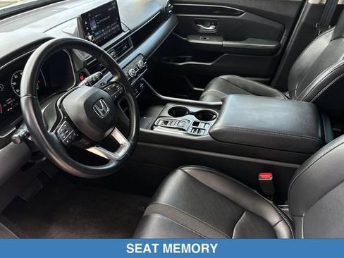 Certified 2025 Honda Pilot EX-L image 12