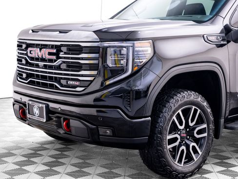 Used 2023 GMC Sierra 1500 AT4 w/ Technology Package AWD/4WD image 37