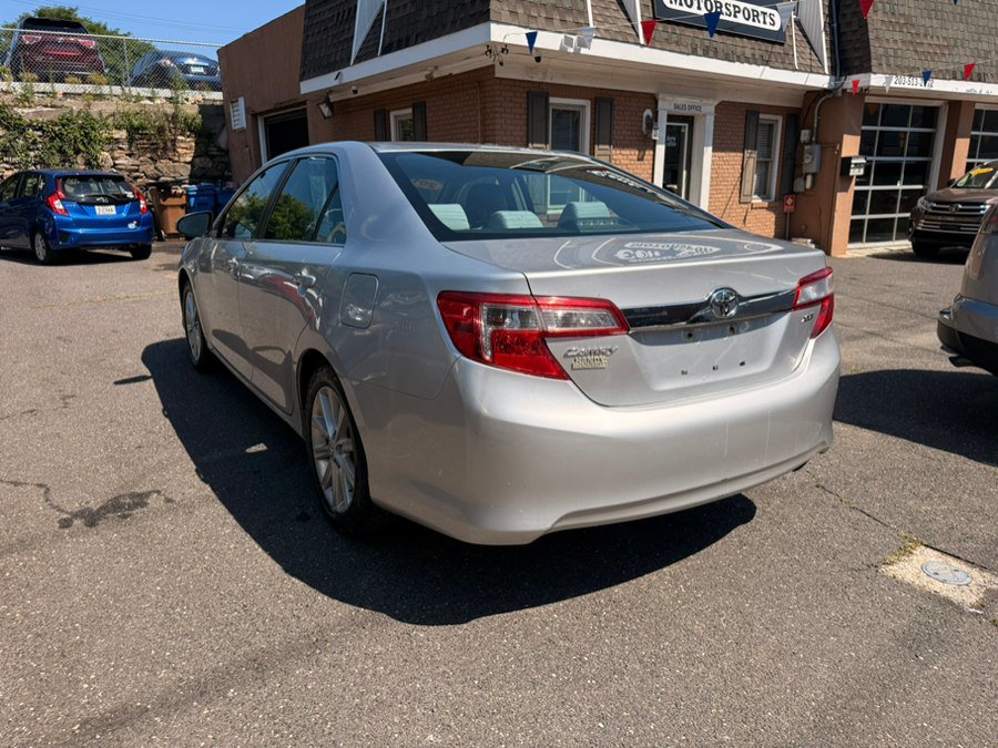 Used 2013 Toyota Camry XLE FWD image 9