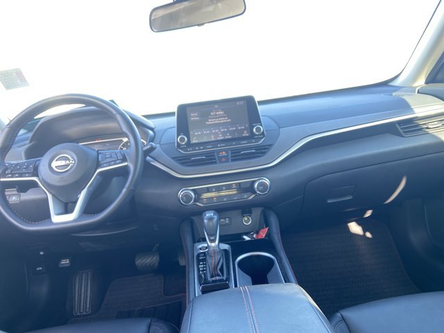 Used 2025 Nissan Altima 2.5 SR FWD image 15