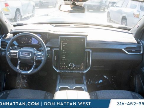 Used 2025 GMC Acadia Elevation image 4