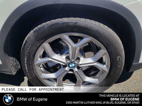 Used 2021 BMW X3 xDrive30i w/ Premium Package AWD/4WD image 9