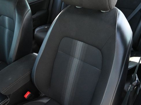 Used 2023 Honda Civic Sport image 10