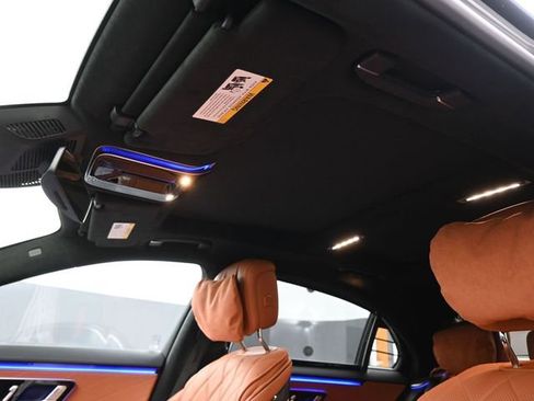 New 2026 Mercedes-Benz S 580 4MATIC Sedan image 2