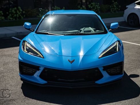 Used 2022 Chevrolet Corvette Stingray Preferred Cpe w/ Z51 Performance Package RWD image 22