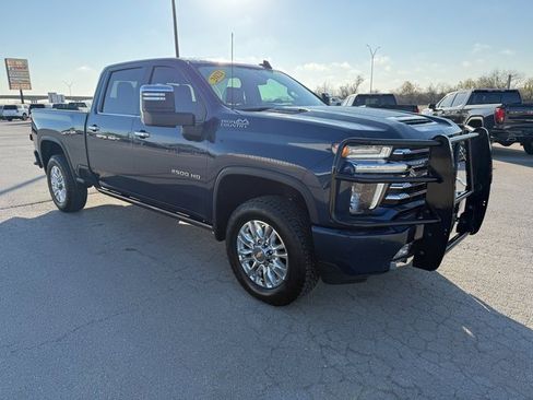 Used 2021 Chevrolet Silverado 2500 High Country w/ Safety Package II image 8