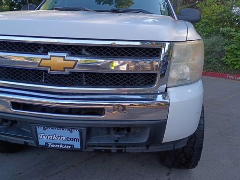 Used 2009 Chevrolet Silverado 1500 LT w/ Power Pack Plus AWD/4WD image 10