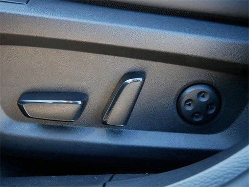 Used 2025 Mitsubishi Outlander SEL Black Edition image 17