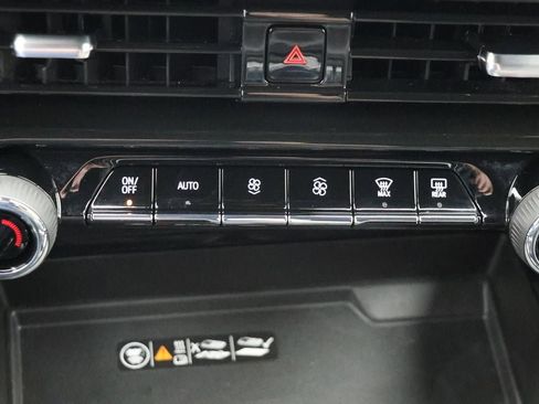 Used 2025 Chevrolet Tahoe Premier image 24