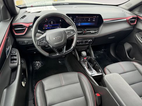 Used 2025 Chevrolet TrailBlazer RS w/ Convenience Package image 15