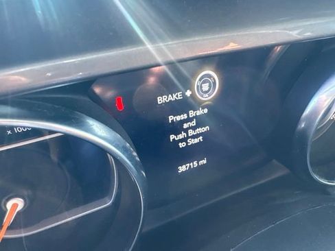 Used 2021 Jeep Wrangler Unlimited Sahara w/ Dual Top Group AWD/4WD image 11