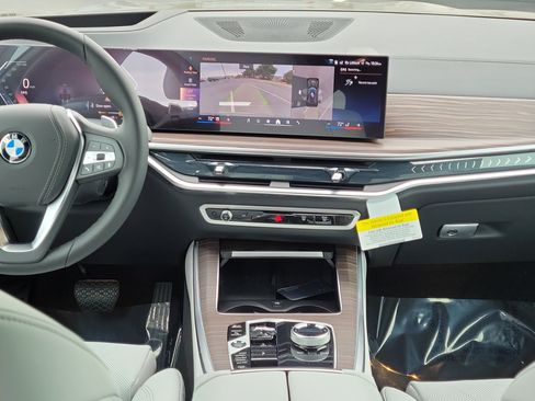 New 2026 BMW X5 xDrive40i w/ Executive Package image 13