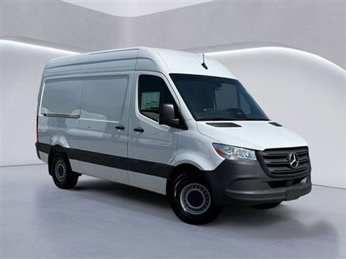 New 2025 Mercedes-Benz Sprinter 2500 image 2