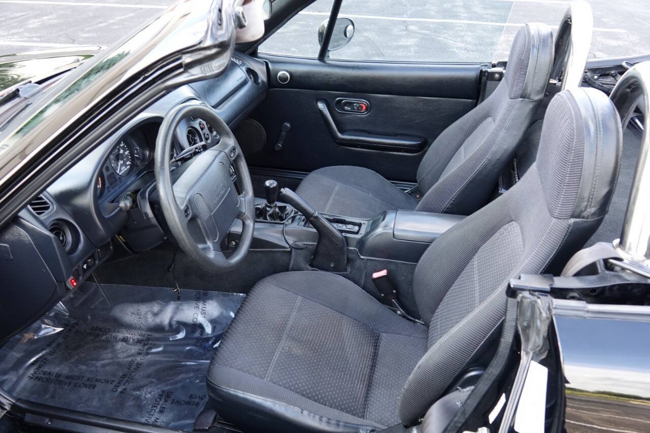 Used 1996 MAZDA MX-5 Miata RWD image 7