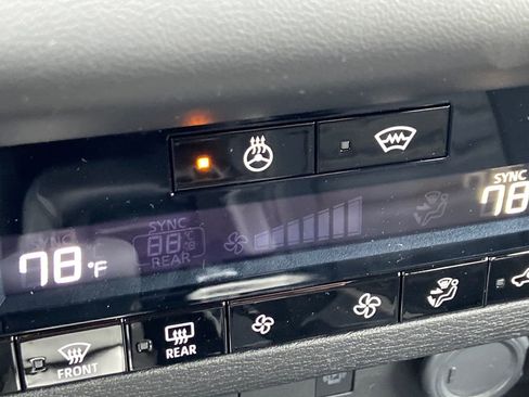 New 2026 Mitsubishi Outlander SE AWD/4WD image 29