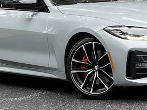 Used 2023 BMW 430i xDrive Coupe w/ M Sport Package image 10