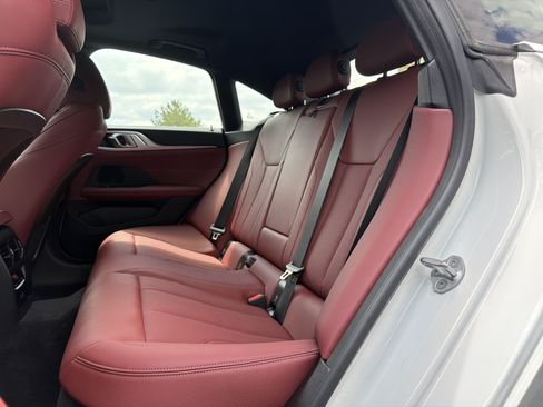 Used 2023 BMW i4 eDrive40 w/ Premium Package RWD image 8