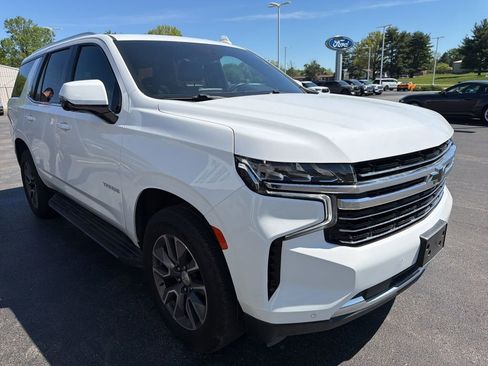 Used 2023 Chevrolet Tahoe LT w/ Luxury Package AWD/4WD image 5