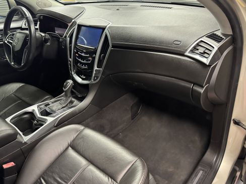 Used 2015 Cadillac SRX FWD image 14