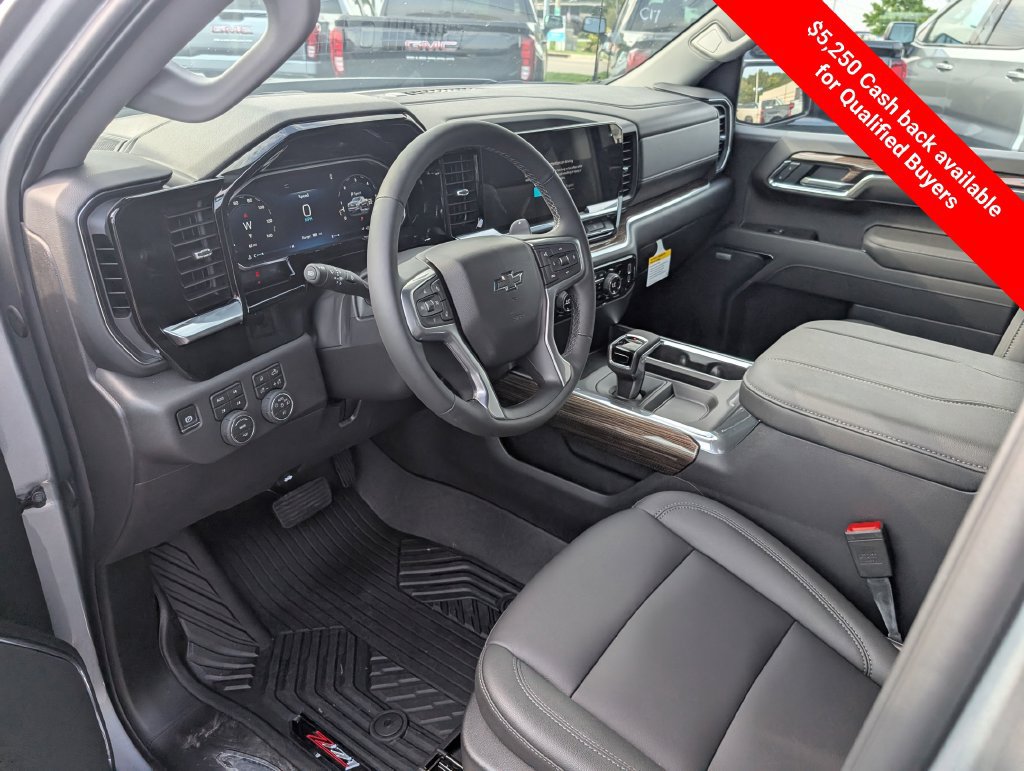 New 2026 Chevrolet Silverado 1500 RST w/ RST All Star Premium Package AWD/4WD image 16