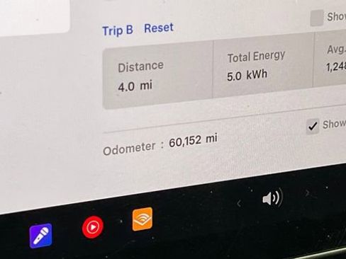 Used 2022 Tesla Model 3 Long Range image 37