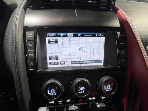 Used 2015 Jaguar F-TYPE S image 28