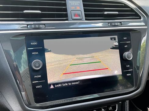Used 2019 Volkswagen Tiguan SEL Premium AWD/4WD image 27