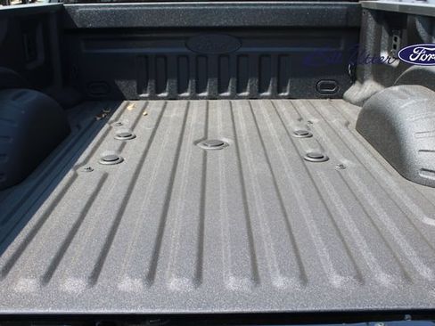 New 2026 Ford F250 Lariat w/ Black Appearance Package AWD/4WD image 6