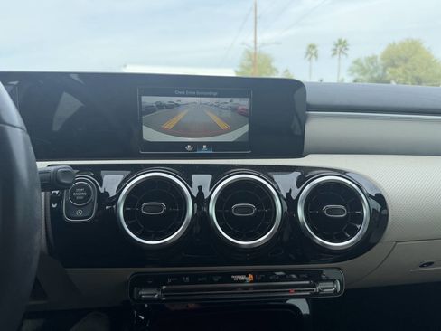 Used 2020 Mercedes-Benz A 220 image 22