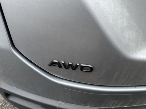 Used 2024 Honda Pilot TrailSport image 18