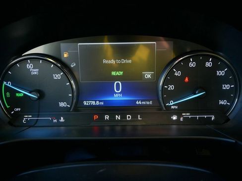 Used 2021 Ford Escape SE image 21