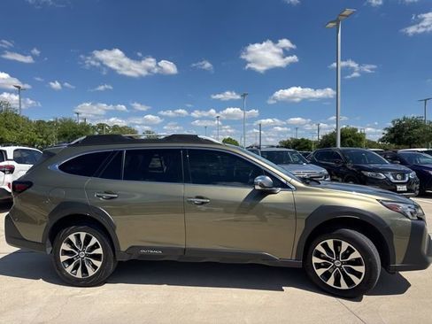 Used 2023 Subaru Outback Touring image 2