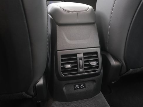 Used 2025 BMW 228i xDrive w/ Premium Package AWD/4WD image 34