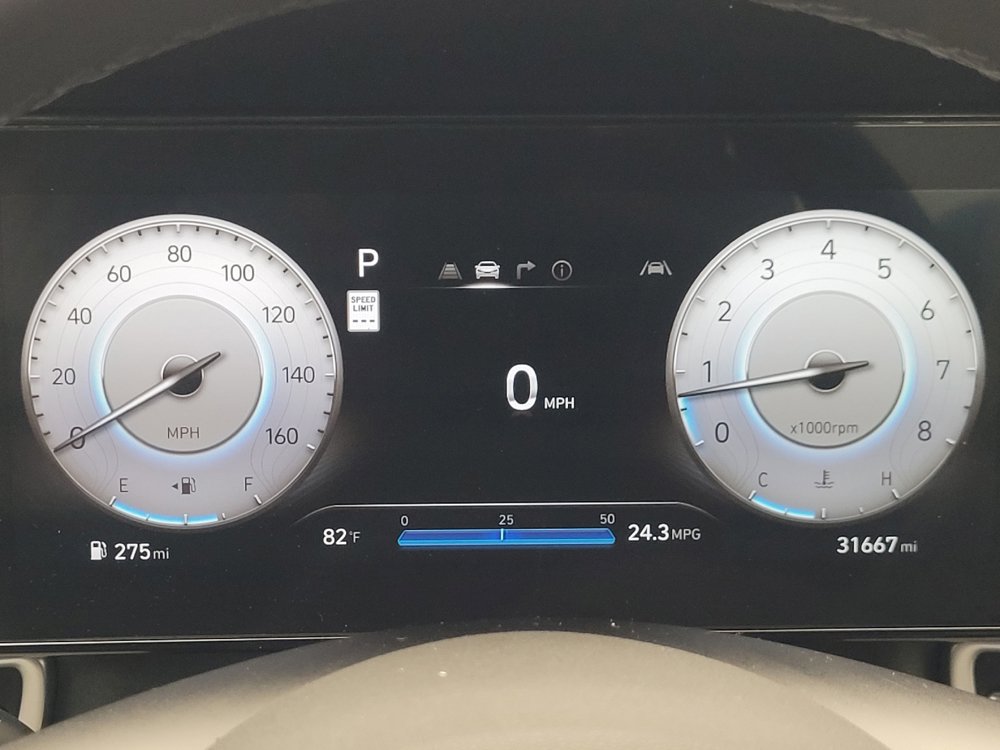 Used 2025 Hyundai Elantra Limited FWD image 23