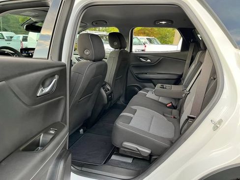 Used 2024 Chevrolet Blazer LT w/ Convenience Package AWD/4WD image 17