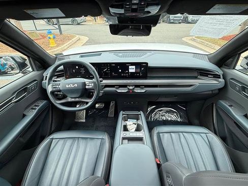 Used 2024 Kia EV9 GT-Line image 23