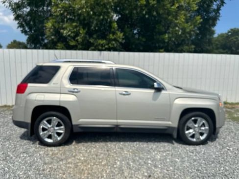 Used 2015 GMC Terrain SLT w/ LPO, Protection Package FWD image 6