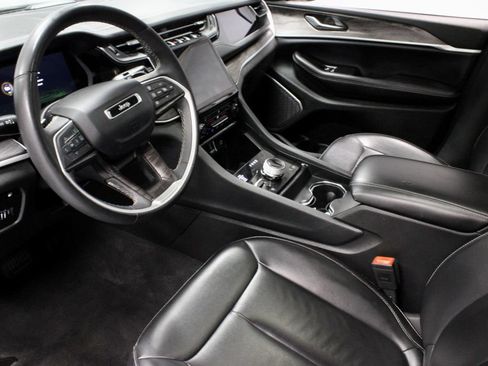 Used 2024 Jeep Grand Cherokee Limited 4xe AWD/4WD image 22